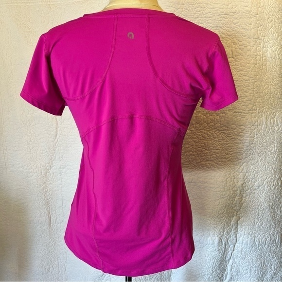 Hyba Women's Workout V-Neck Pink Workout Top, Size Medium - Picture 3 of 11